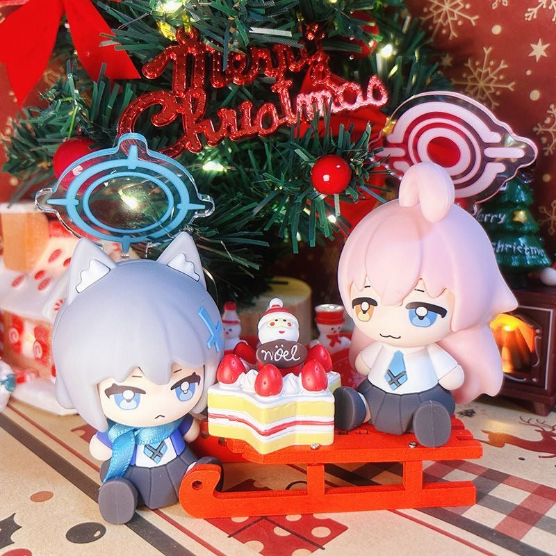Blue Archive Chibi Figure - Abydos High School characters including 砂狼シロコ, 黒見セリカ, 奥空アヤネ, 十六夜ノノミ, and 小鳥遊ホシノ