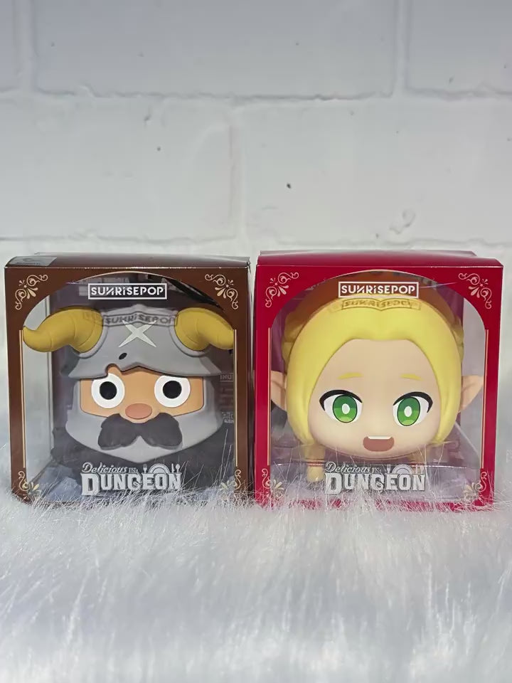 Dungeon Meshi pouch keychain for Marcille and Senshi